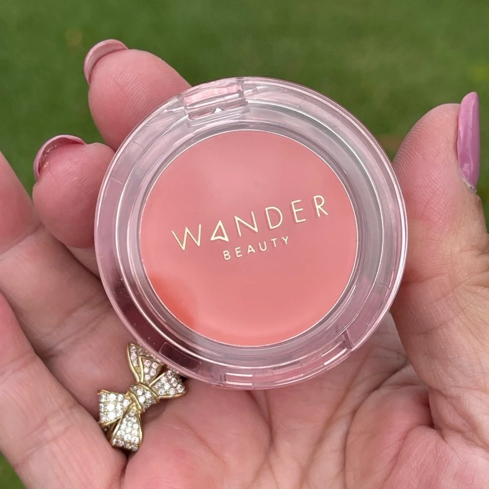 WANDER BEAUTY Double Date Lip and Cheek In Suite Talker-Swipe Nude Peach…
